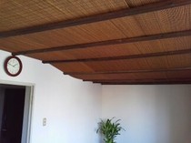 竹の手作り天井